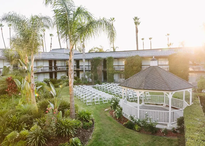 Hotels near National Park Svc