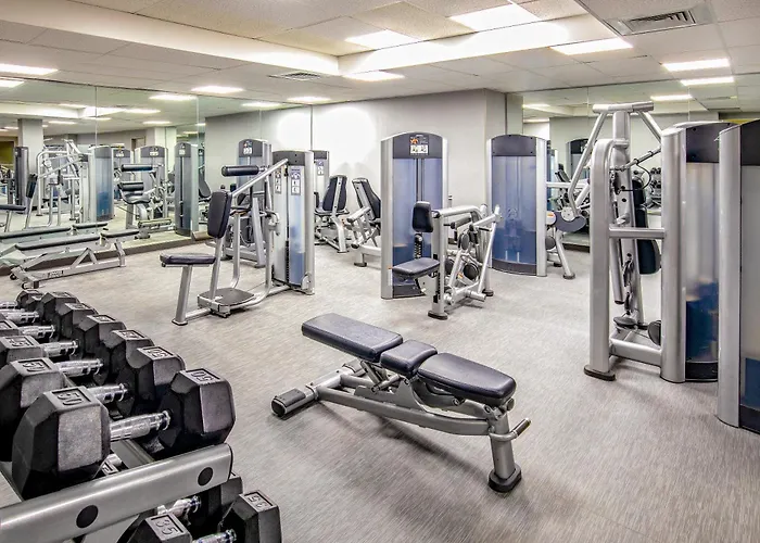 Hotels near Assabet Valley Beauty School