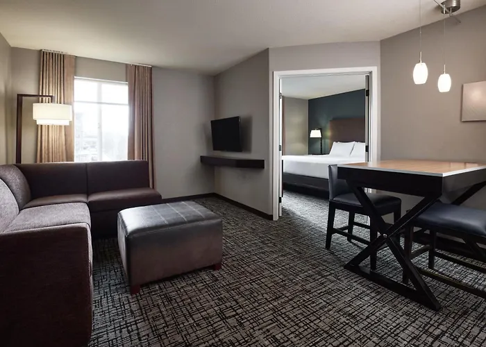 Hotels near Bellevue Park Ranger Station