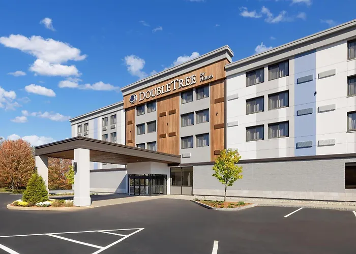 Hotels near Concord Recreation and Parks