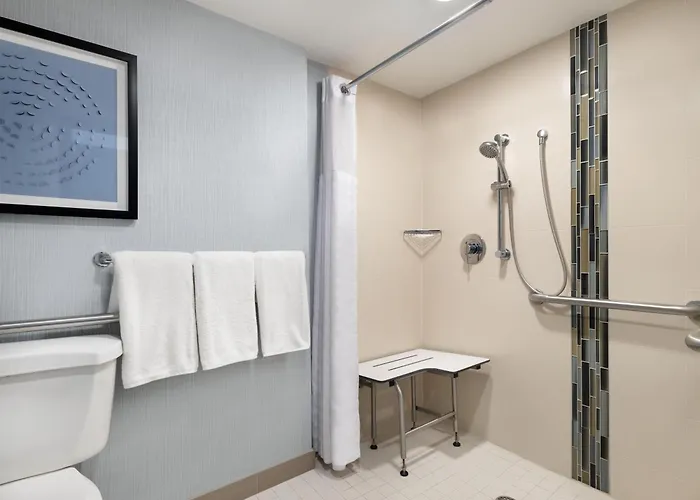 Hotels near Avanti Hair Tech