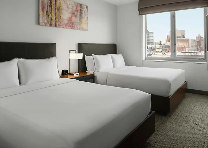 Hotels near Kearny Museum