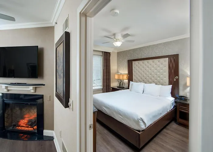 Hotels near Earland Industrial Park
