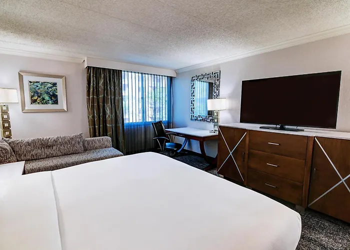 Hotels near University of Wisconsin