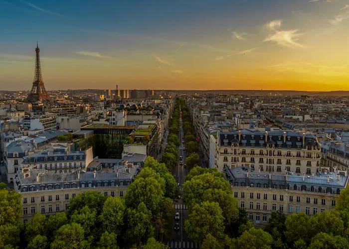 Hotels near Jardin d'acclimatation