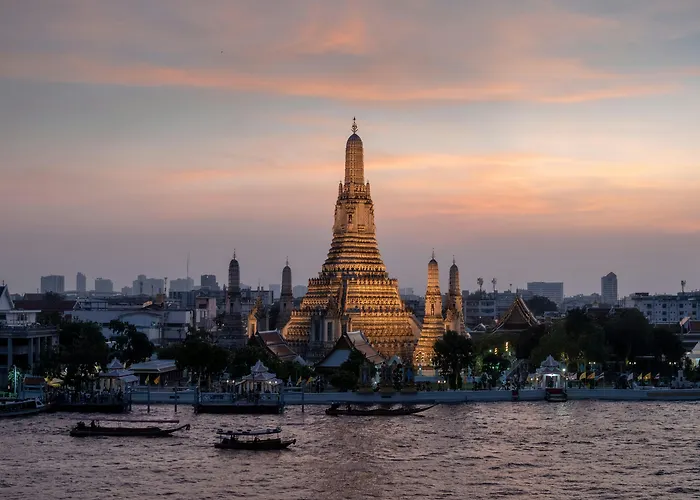 Hotels near Siam Ocean World