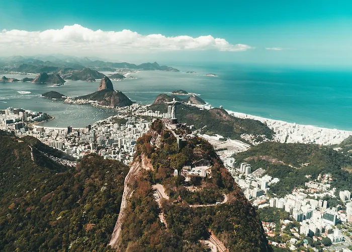 Hotels near Monument to the Brazilian Soldiers in the World War II