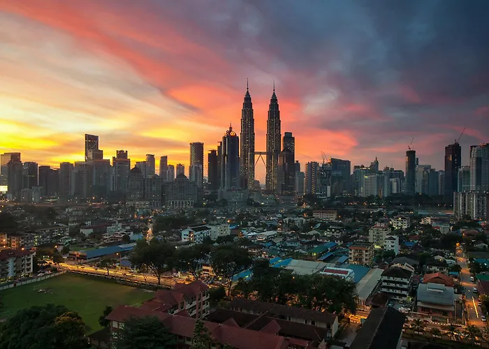 Hotels near Gasing Hill