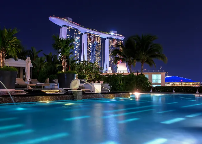 Hotels near Merlion Park
