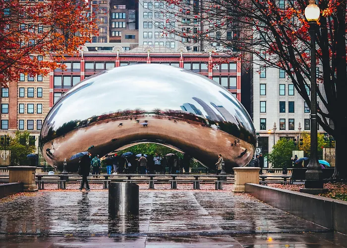 Hotels near University-Illinois and Chicago