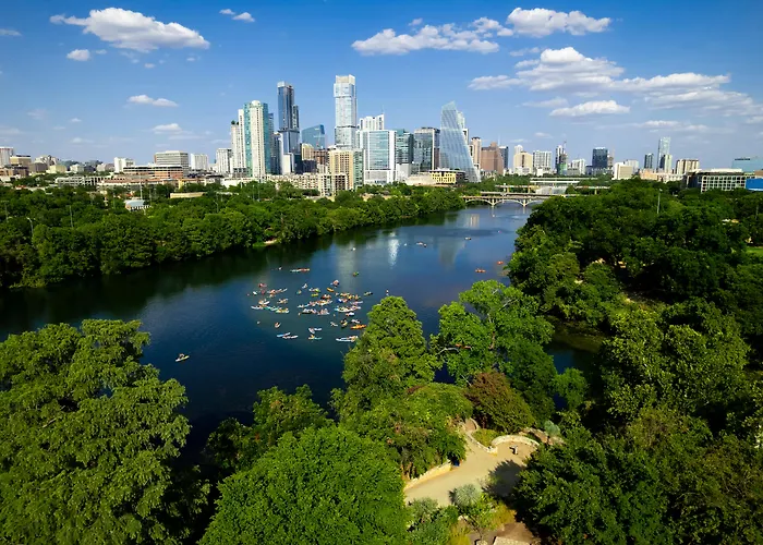 Hotels near Austin Children's Museum