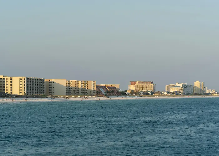 Hotels near Henderson Beach State Rec Area